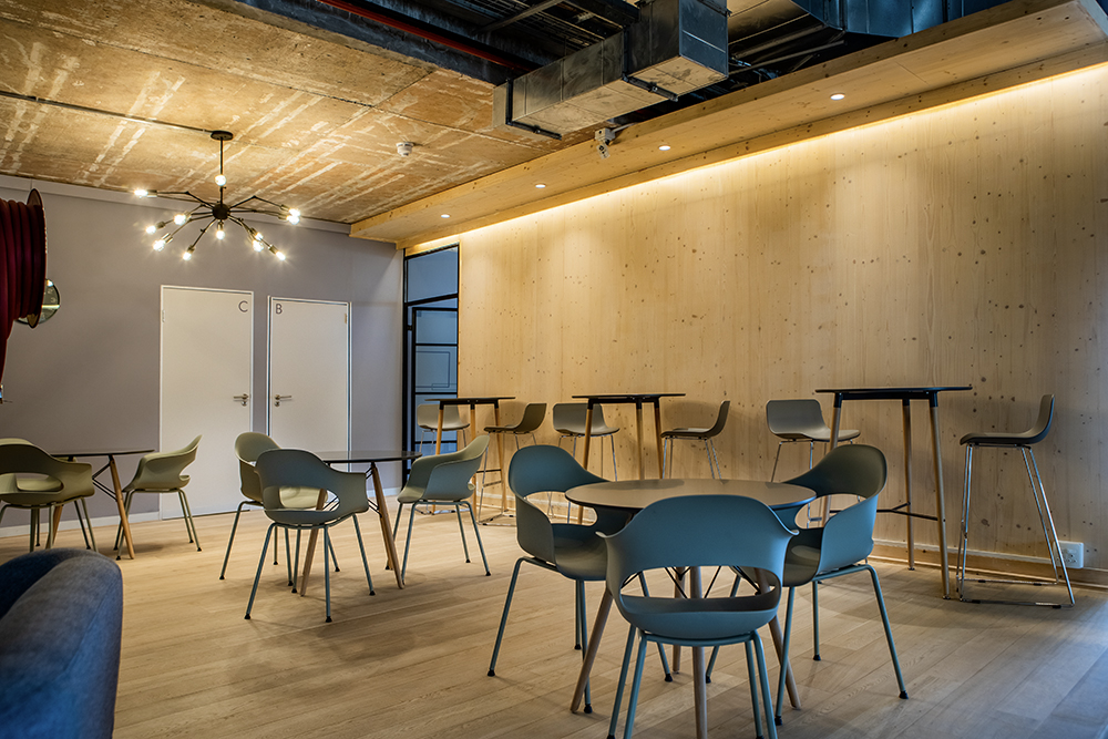 Why coworking spaces in Cape Town work for SMMEs 2 0017 WSSW F GregLumleyPhotography copy